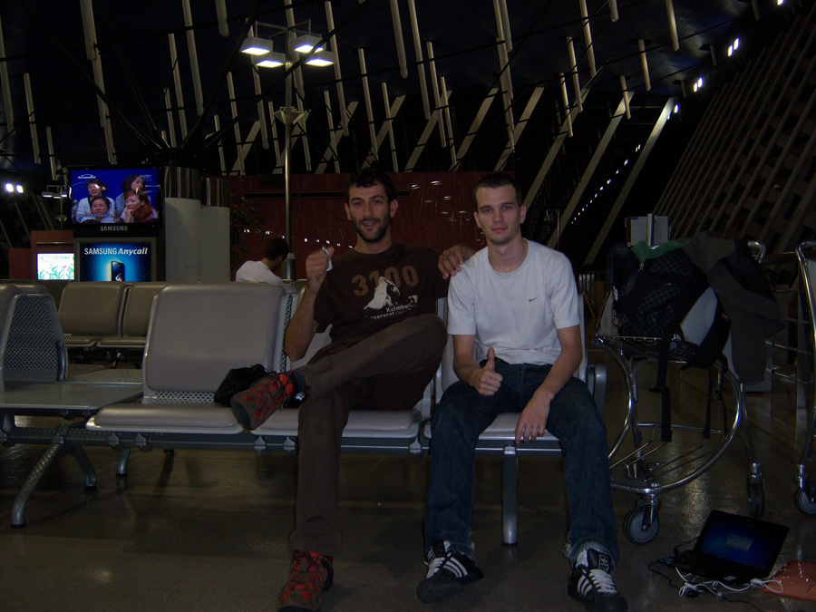 Des de l'aeroport internacional de Shanghai.